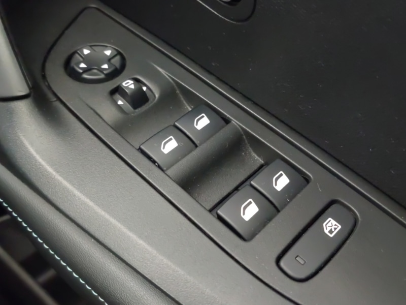 Used Peugeot 2008 2021 for sale - 76091651: Photo 18