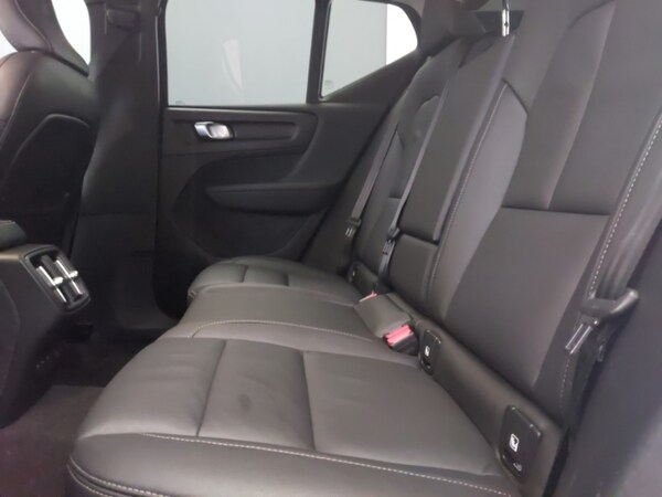 Used Volvo XC40 2024 for sale - 76165729: Photo 6