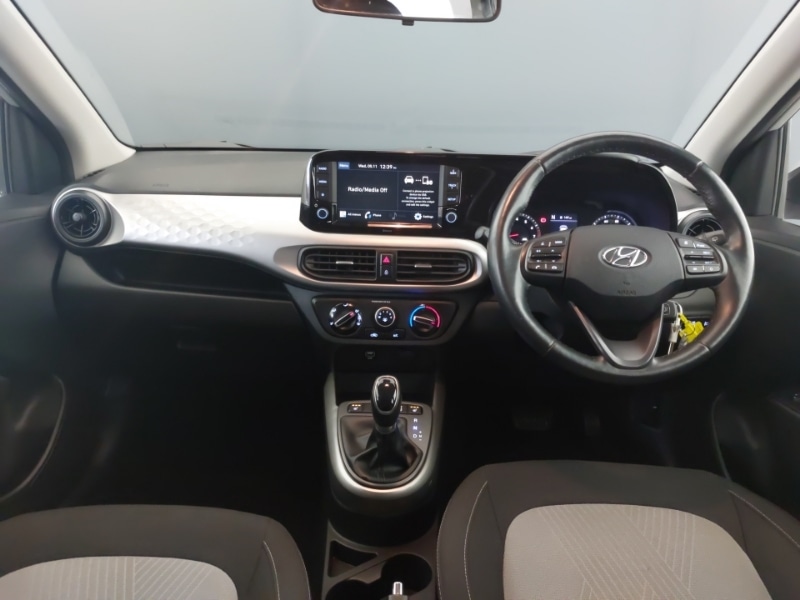 Used Hyundai i10 2021 for sale - 76487946: Photo 2