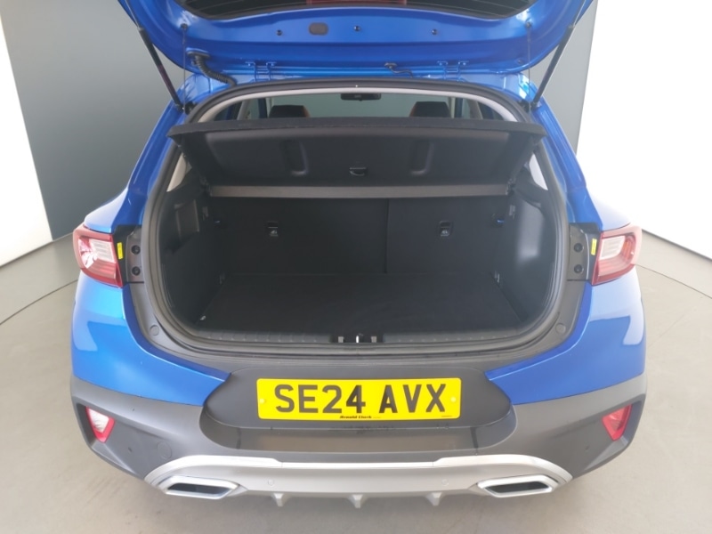 Used Kia Stonic 2024 for sale - 76078645: Photo 8