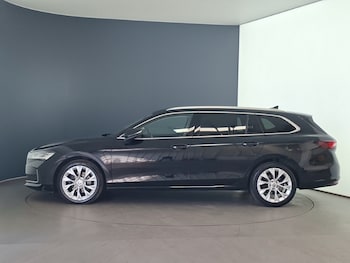 Used Skoda Superb 2024 for sale - 79581488: Photo