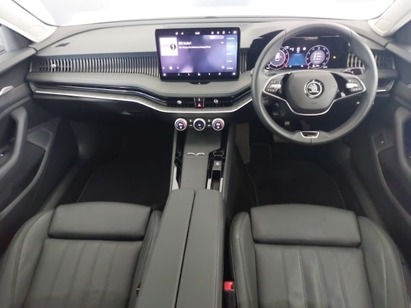 Used Skoda Superb 2024 for sale - 76066537: Photo 2