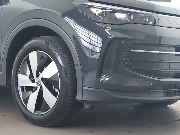 Used Volkswagen Tiguan 2024 for sale - 76116511: Photo 9
