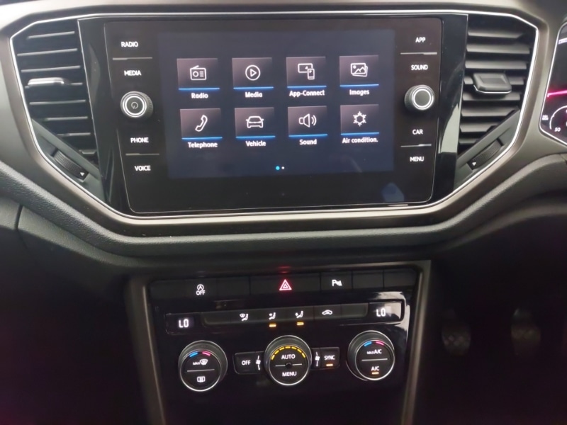 Used Volkswagen T-Roc 2018 for sale - 76925195: Photo 10