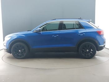 Used Volkswagen T-Roc 2018 for sale - 76925195: Photo