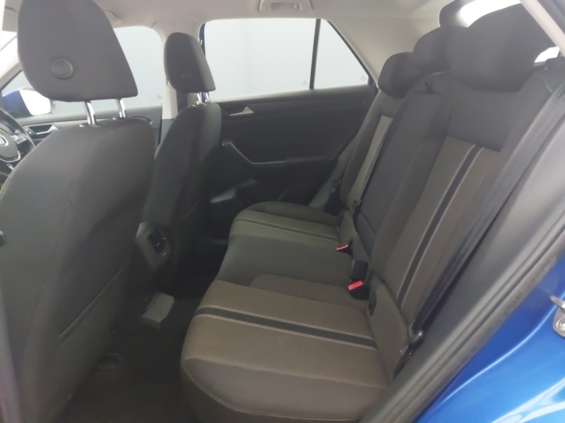 Used Volkswagen T-Roc 2018 for sale - 76925195: Photo 6