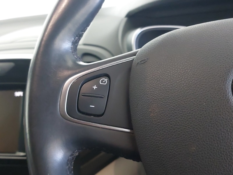 Used Renault Captur 2018 for sale - 76630759: Photo 14