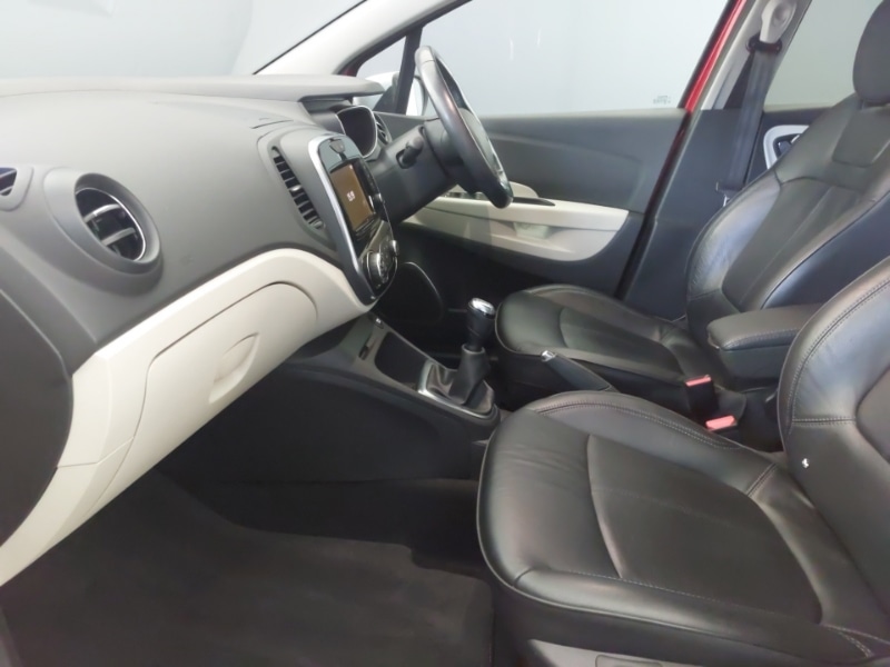 Used Renault Captur 2018 for sale - 76630759: Photo 5