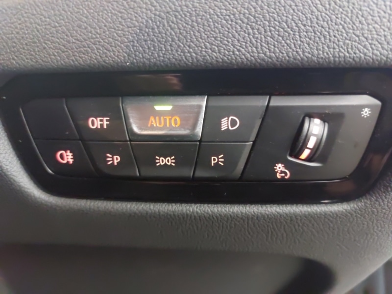 Used BMW i4 2022 for sale - 77669530: Photo 15