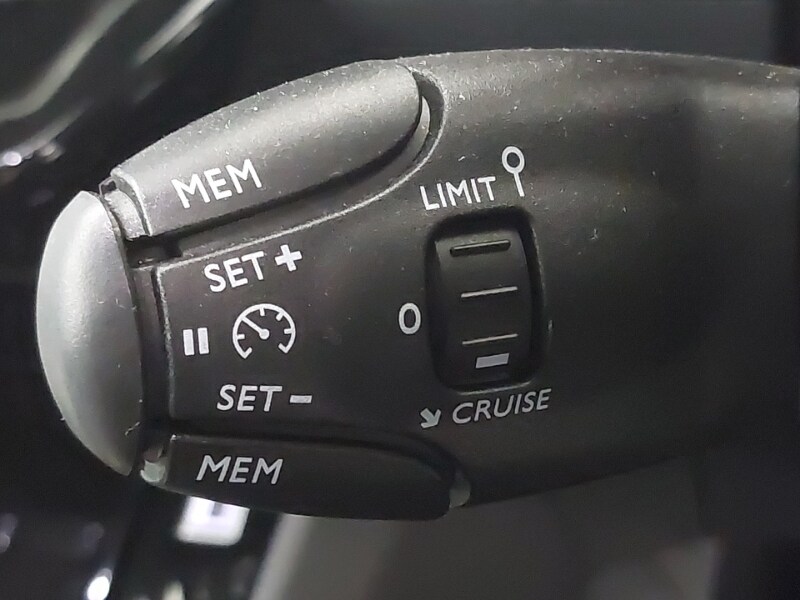 Used Peugeot 2008 2024 for sale - 76779698: Photo 17