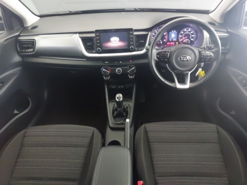 Used Kia Stonic 2019 for sale - 76816378: Photo 2