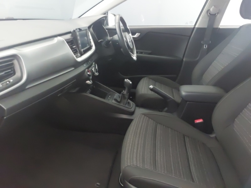 Used Kia Stonic 2019 for sale - 76816378: Photo 5