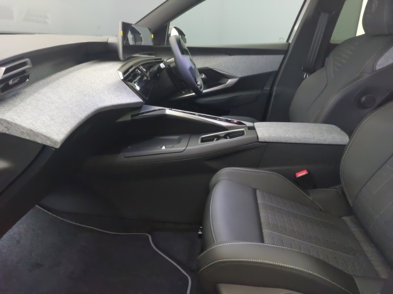 Used Peugeot 3008 2025 for sale - 76155680: Photo 5