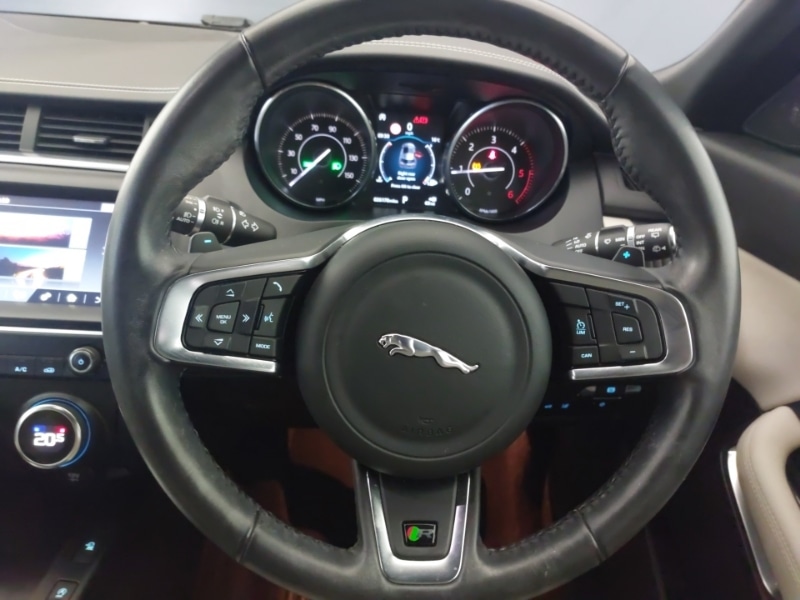 Used Jaguar E-Pace 2018 for sale - 76589391: Photo 11