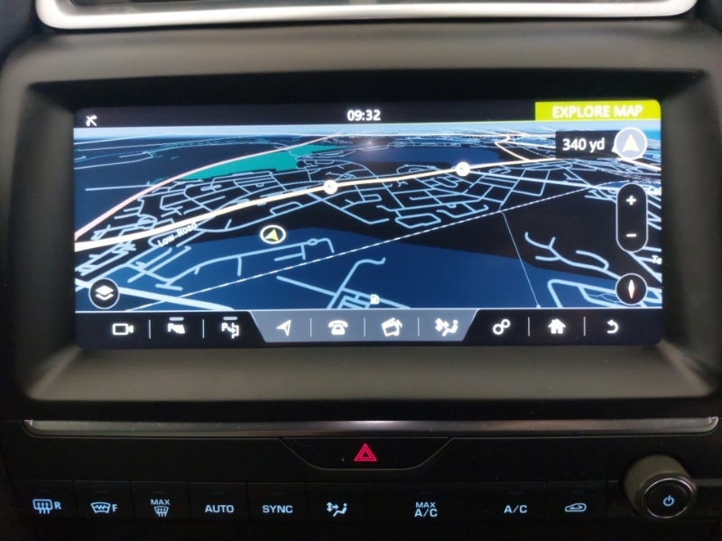 Used Jaguar E-Pace 2018 for sale - 76589391: Photo 17