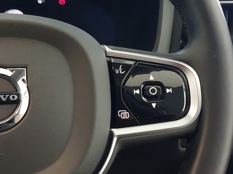 Used Volvo V60 2025 for sale - 77544298: Photo 13