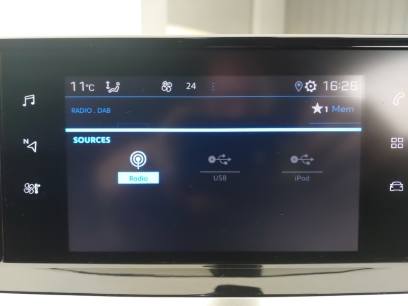 Used Peugeot 2008 2021 for sale - 77150315: Photo 17