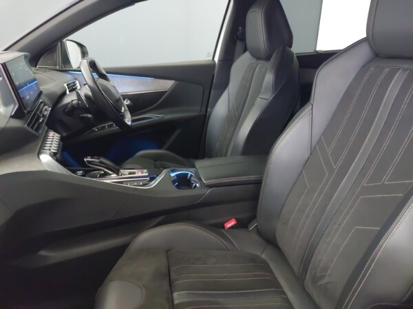 Used Peugeot 5008 2023 for sale - 76275824: Photo 5
