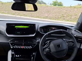 Used Peugeot 2008 2025 for sale - 75349739: Photo