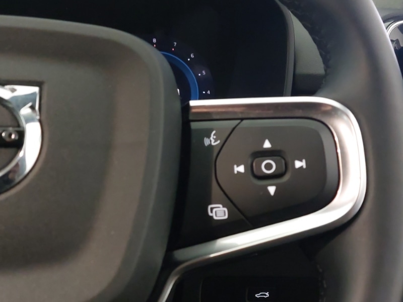 Used Volvo XC40 2024 for sale - 77526643: Photo 13