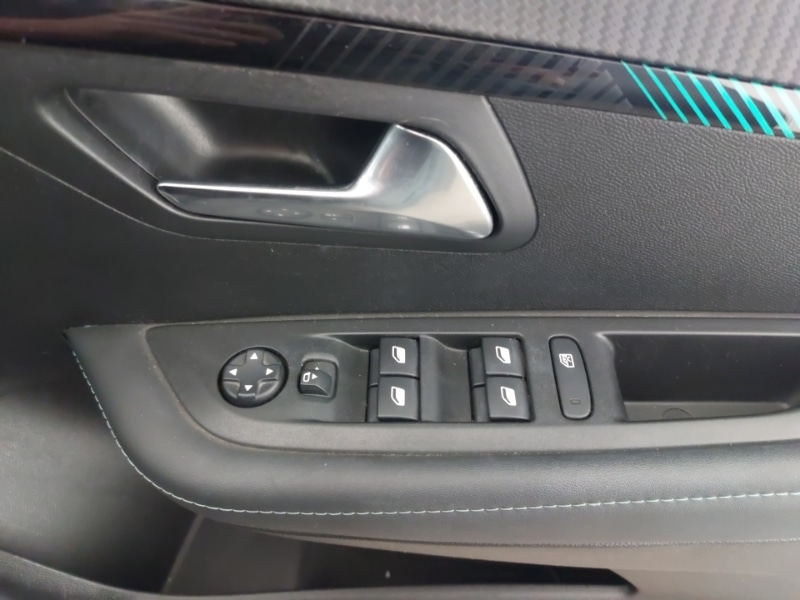 Used Peugeot 208 2023 for sale - 76860598: Photo 18