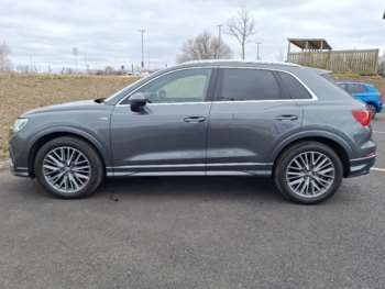 Used Audi Q3 2019 for sale - 74068323: Photo