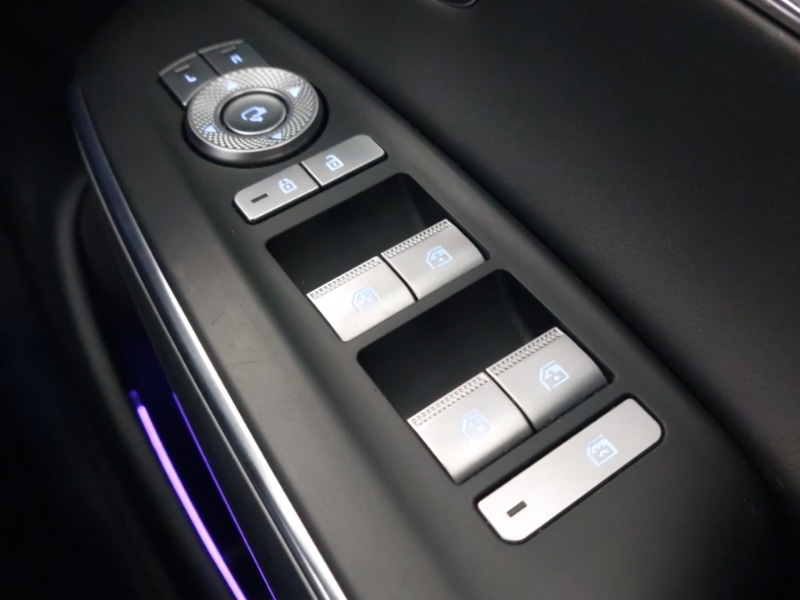 Used Genesis GV70 2023 for sale - 78041266: Photo 18