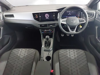 Used Volkswagen Polo 2024 for sale - 78312577: Photo