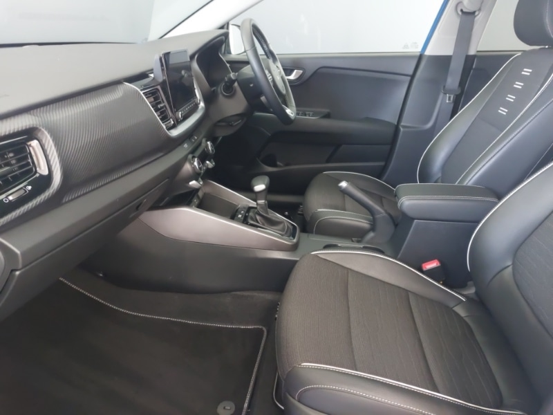 Used Kia Stonic 2024 for sale - 76834358: Photo 5