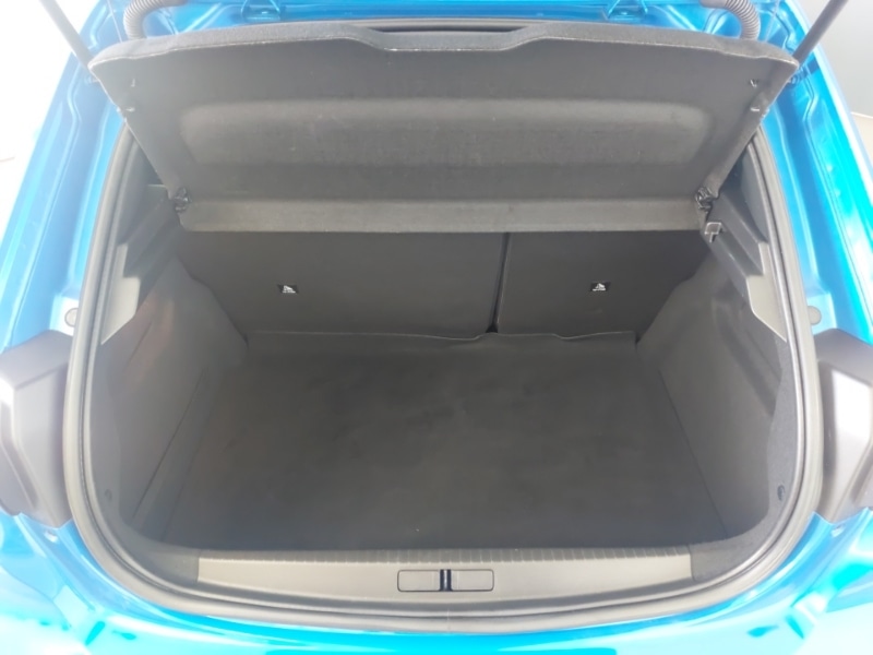 Used Peugeot 208 2023 for sale - 77896957: Photo 8