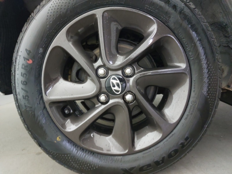 Used Hyundai i10 2019 for sale - 77630388: Photo 19