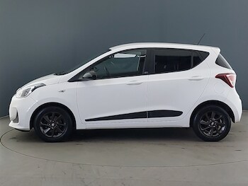 Used Hyundai i10 2019 for sale - 77630388: Photo