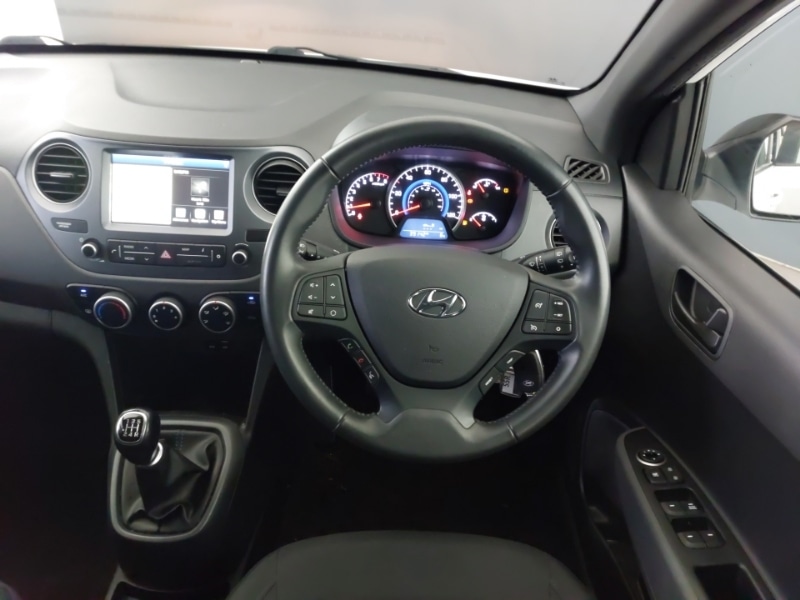 Used Hyundai i10 2019 for sale - 77630388: Photo 7