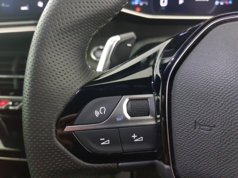 Used Peugeot 2008 2023 for sale - 76493130: Photo 12