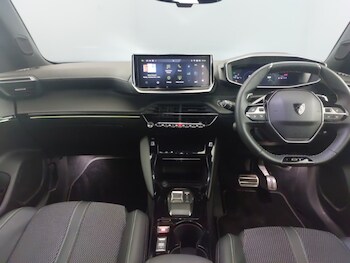 Used Peugeot 2008 2023 for sale - 76493130: Photo