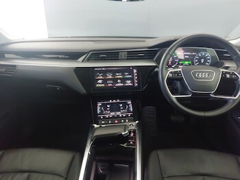 Used Audi e-tron 2020 for sale - 77418886: Photo