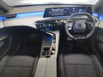 Used Peugeot 3008 2025 for sale - 77585283: Photo