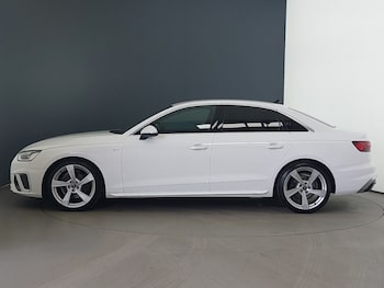 Used Audi A4 2023 for sale - 77652400: Photo
