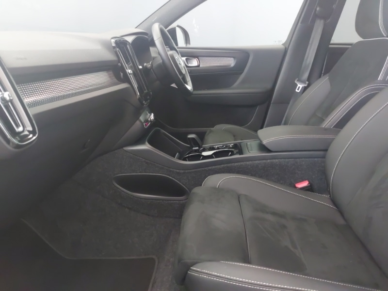 Used Volvo XC40 2024 for sale - 76925176: Photo 5