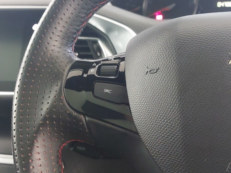 Used Peugeot 308 2019 for sale - 77956841: Photo 14