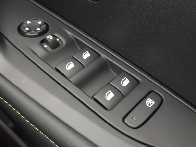 Used Peugeot 208 2025 for sale - 76579352: Photo 18