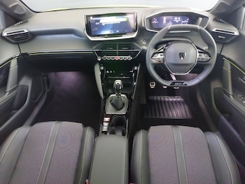 Used Peugeot 208 2025 for sale - 76579352: Photo