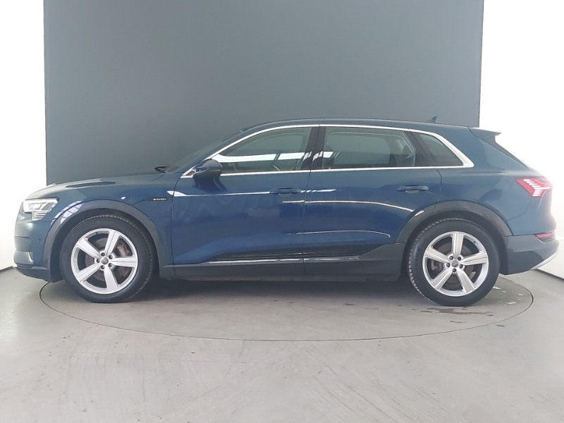 Used Audi e-tron 2020 for sale - 77500028: Photo 4