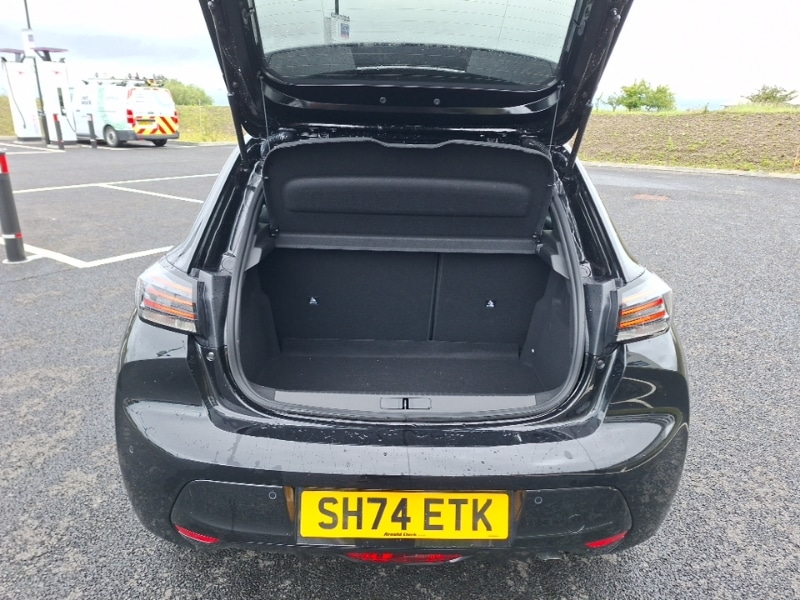 Used Peugeot 208 2025 for sale - 76696052: Photo 8