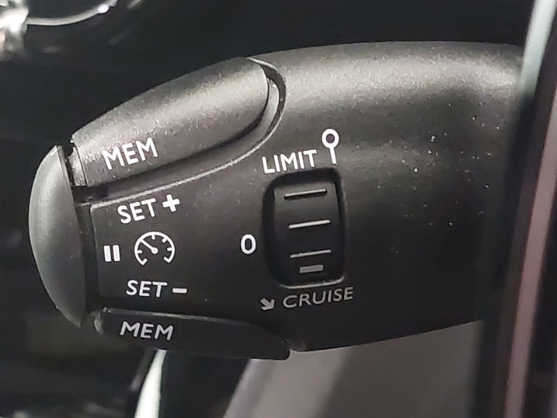 Used Peugeot 2008 2024 for sale - 76567067: Photo 17