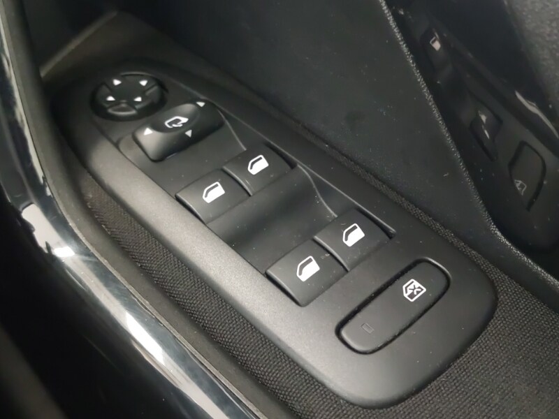 Used Peugeot 208 2019 for sale - 78147495: Photo 18