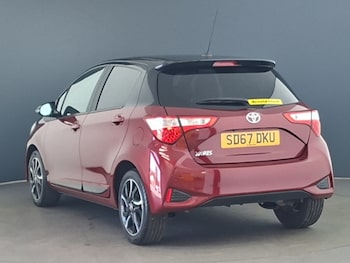 Used Toyota Yaris 2017 for sale - 79513713: Photo