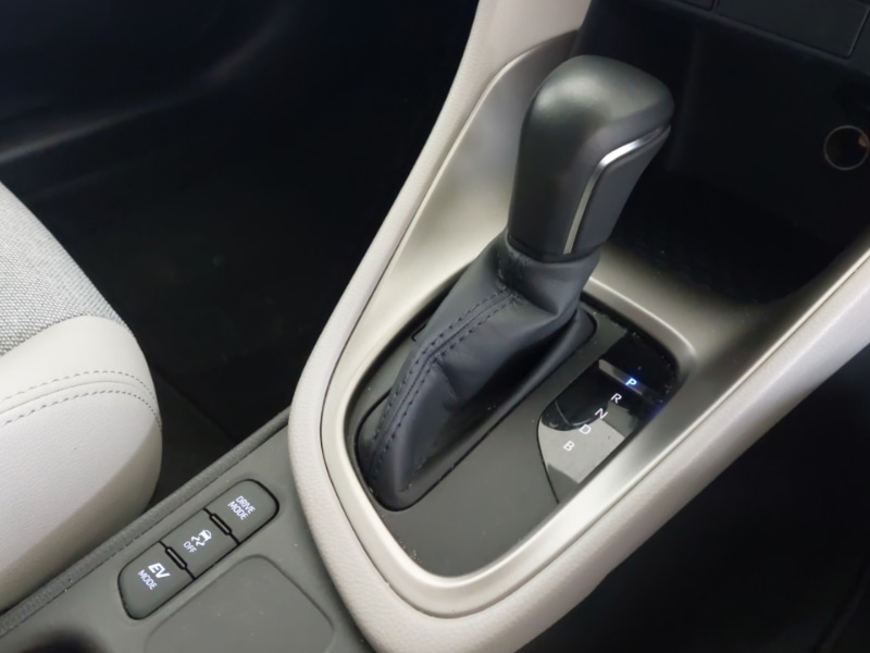 Used Toyota Yaris 2022 for sale - 76358921: Photo 15