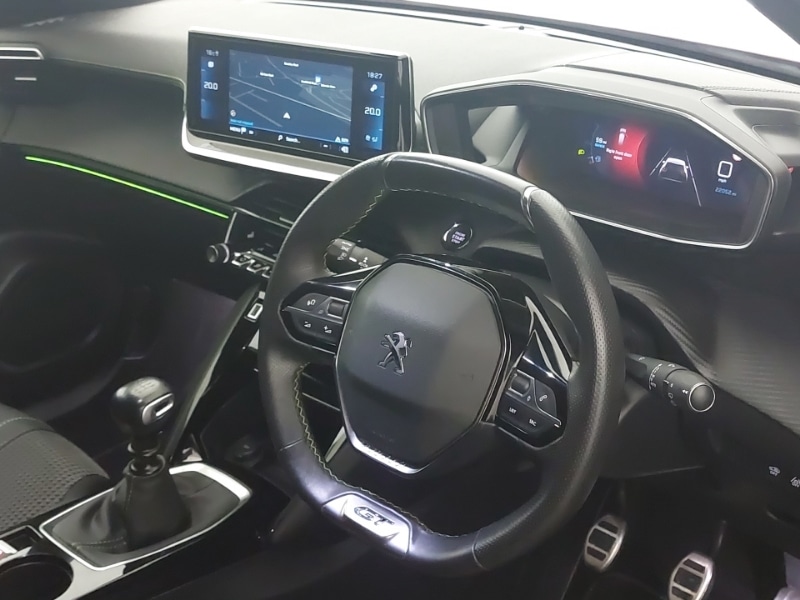 Used Peugeot 2008 2022 for sale - 76951802: Photo 13
