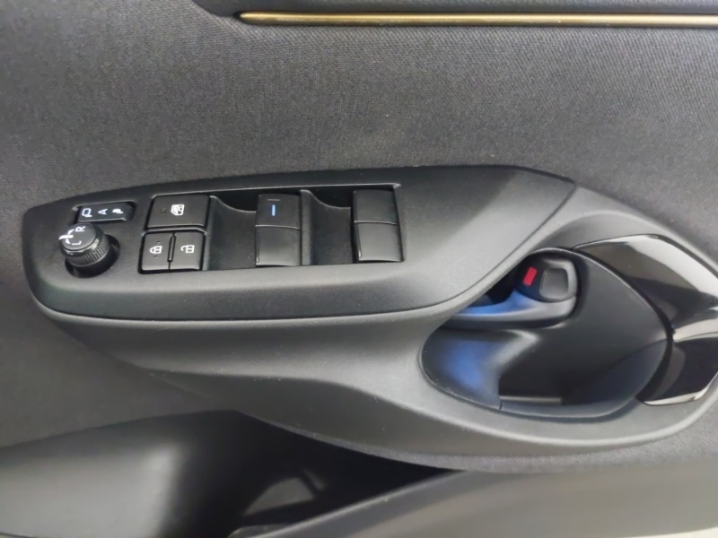 Used Toyota Yaris Cross 2022 for sale - 77544301: Photo 19